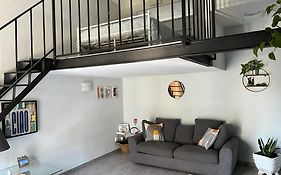 Apartment Welcome Home 2